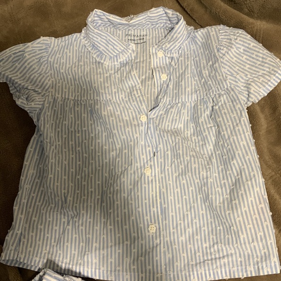 Cute cotton shirt and short pj set one available one in 4-5yrs - Picture 3 of 8